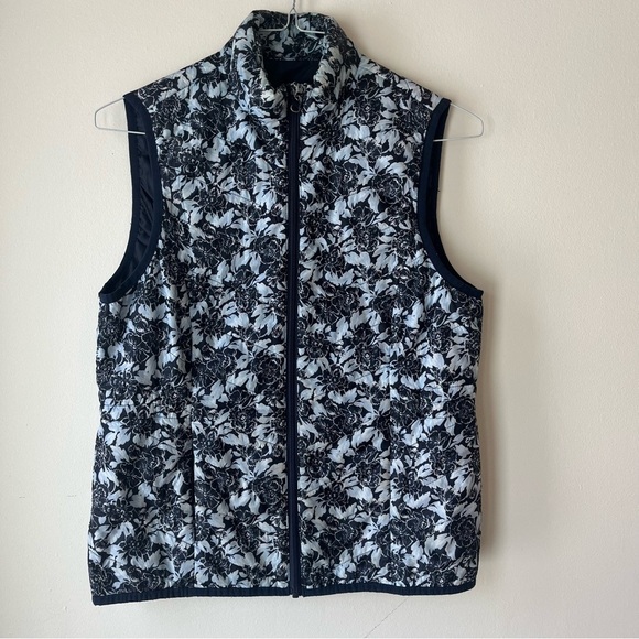 Floral Quilted Puffer Vest Blue White Lightweight Zip Up Layering size small - Picture 1 of 7